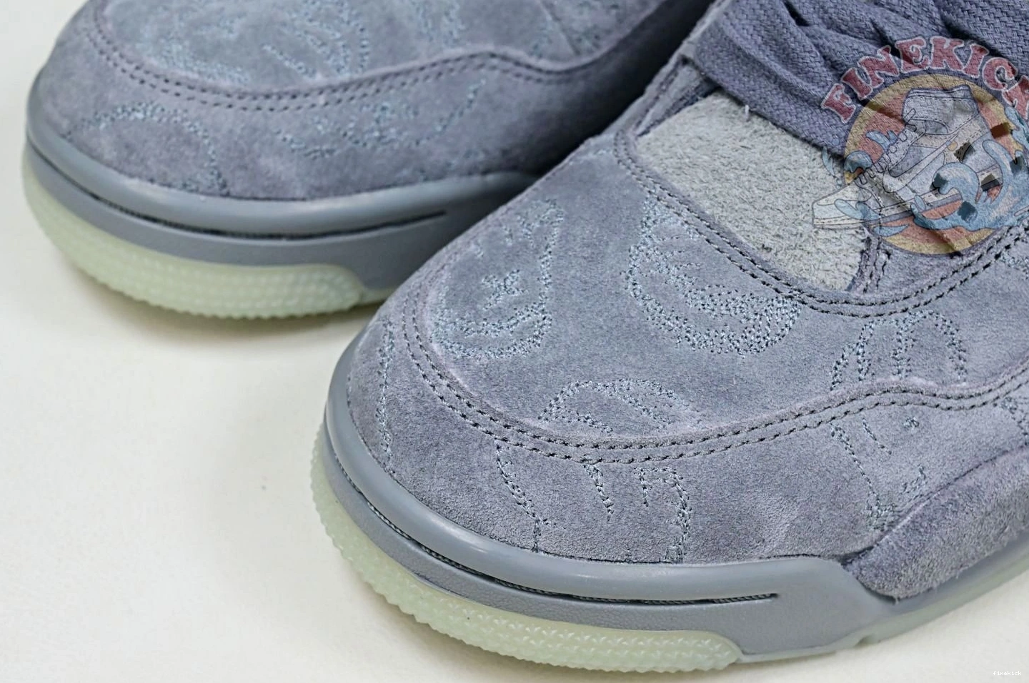 Air kaws Jordan 4 Jordan retro 0103